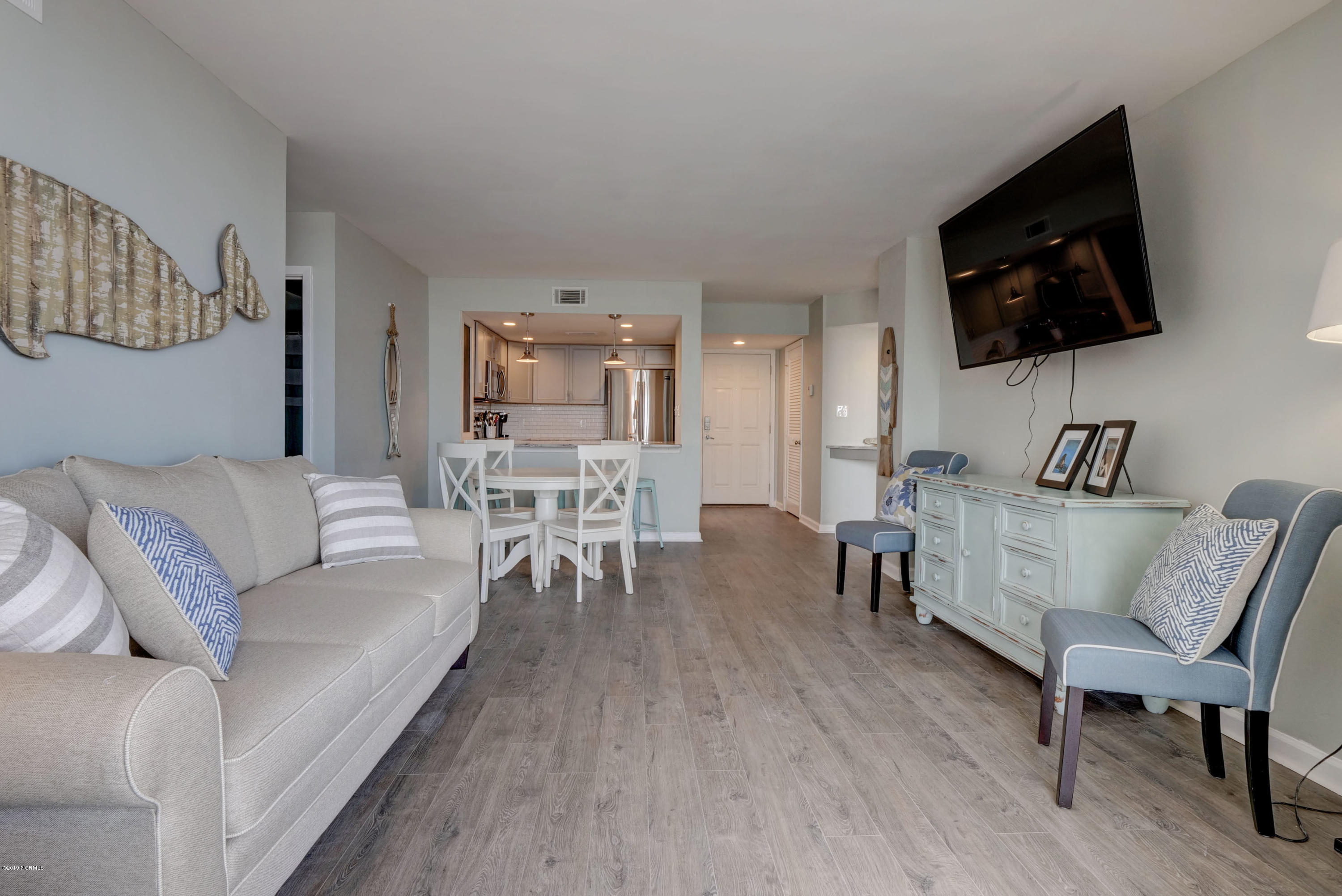 2000 New River Inlet Road, Unit 1103 North Topsail Beach, NC 28460 - Photo 14 of 39 Great Area