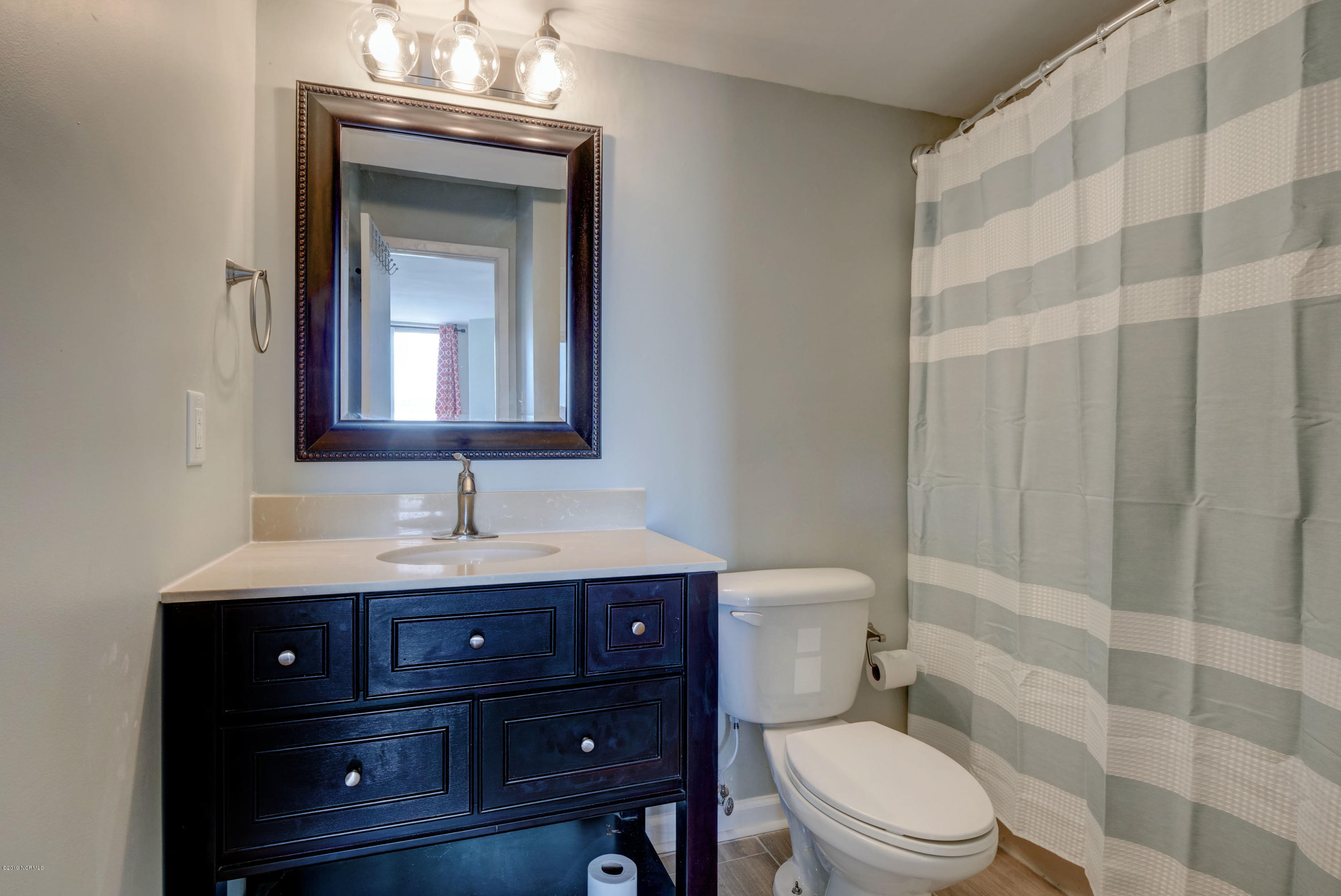 2000 New River Inlet Road, Unit 1103 North Topsail Beach, NC 28460 - Photo 24 of 39 En Suite Bath