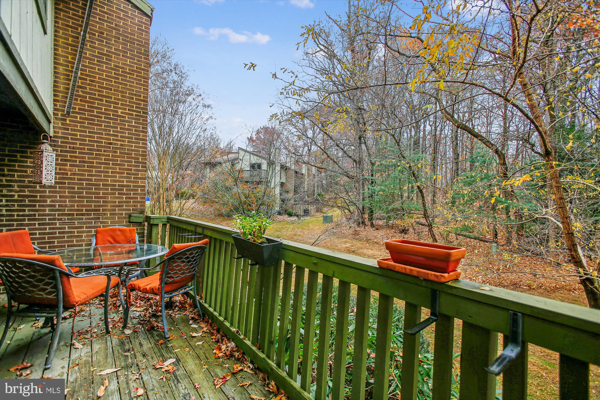 2025 Winged Foot Court Reston, VA 20191 - Photo 20 of 59 upper level deck