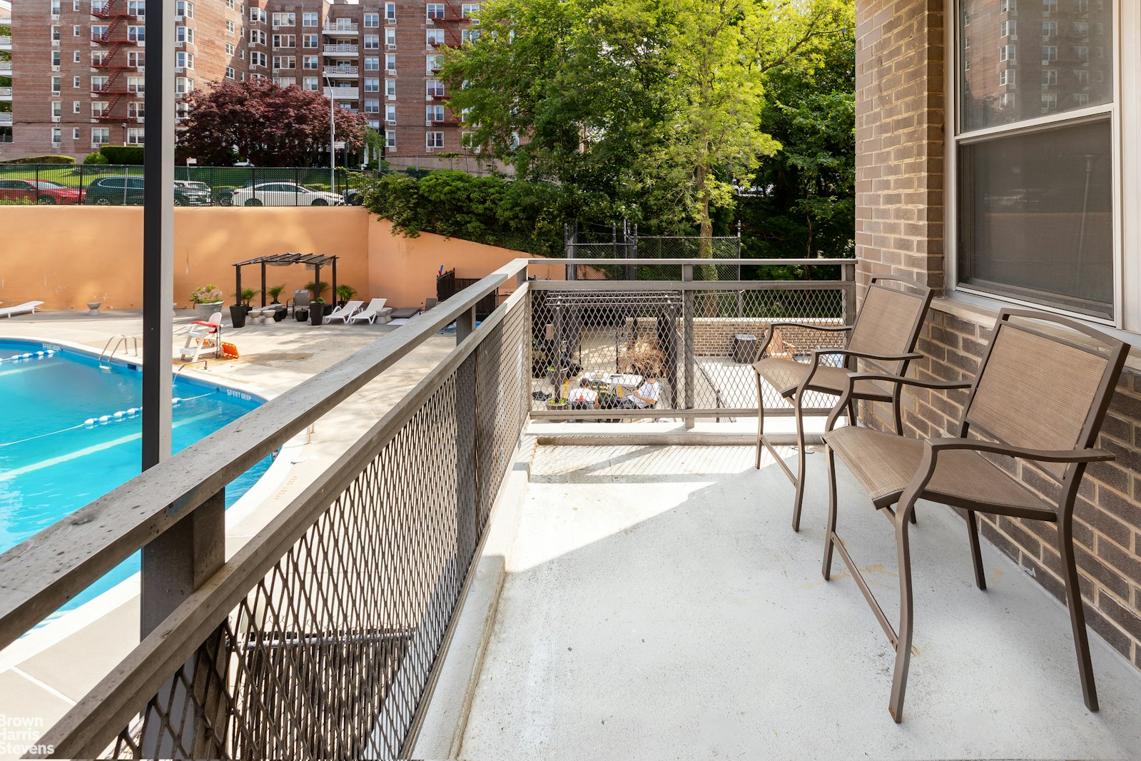555 Kappock Street, Unit 2E Bronx, NY 10463 - Photo 25 of 39 a view of swimming pool with chairs