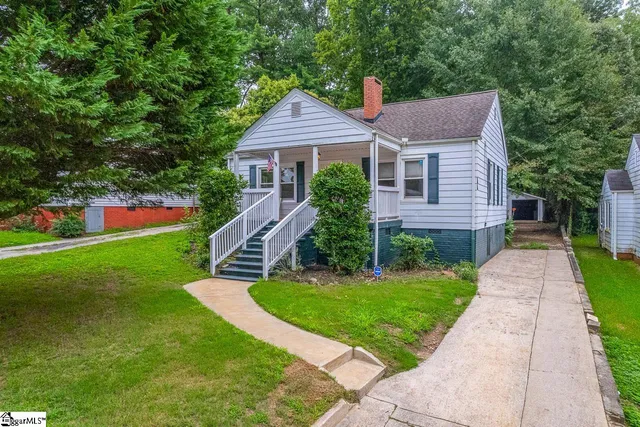 $184,900 | 131 South Cleveland Park Drive, Spartanburg, SC 29303