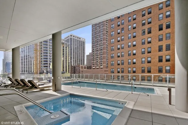 $2,675,000 | 4 East Elm Street, Unit 20N, Chicago, IL 60611
