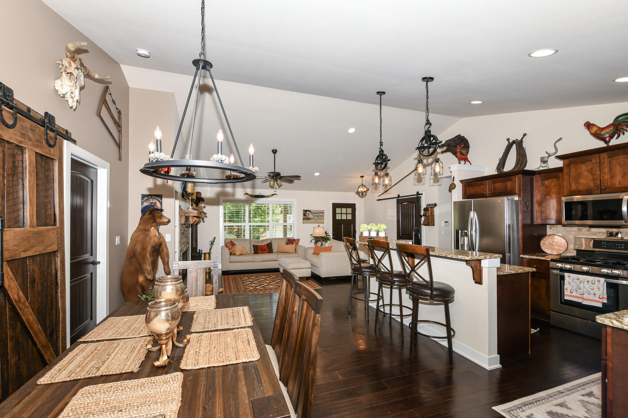W4156 Longfellow Drive Geneva, WI 53147 - Photo 11 of 54 Kitchen - Dining Area