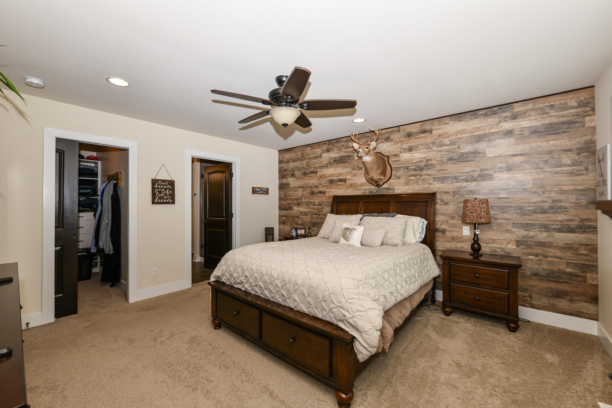 W4156 Longfellow Drive Geneva, WI 53147 - Photo 18 of 54 Primary Suite