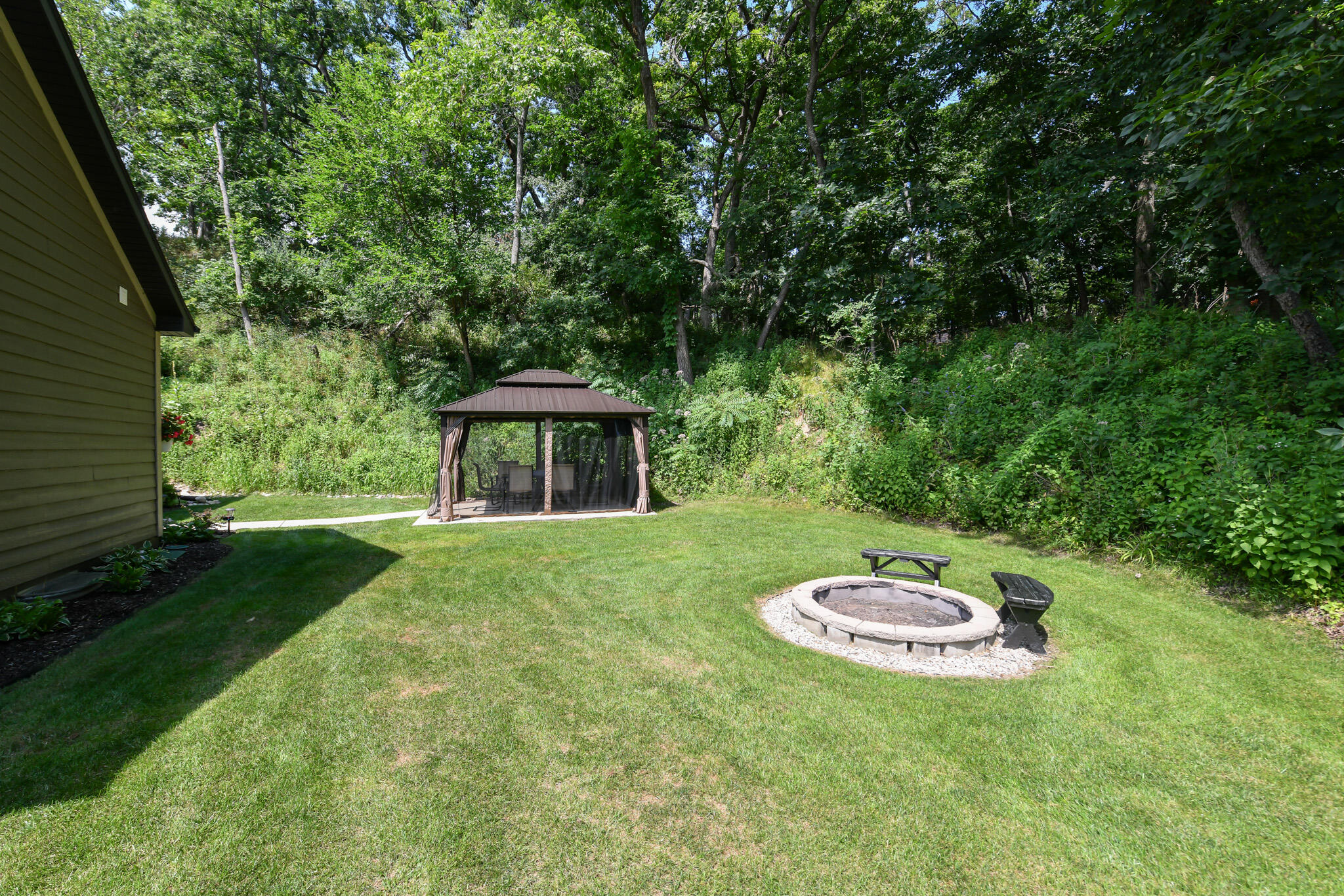 W4156 Longfellow Drive Geneva, WI 53147 - Photo 37 of 54 Greenspace