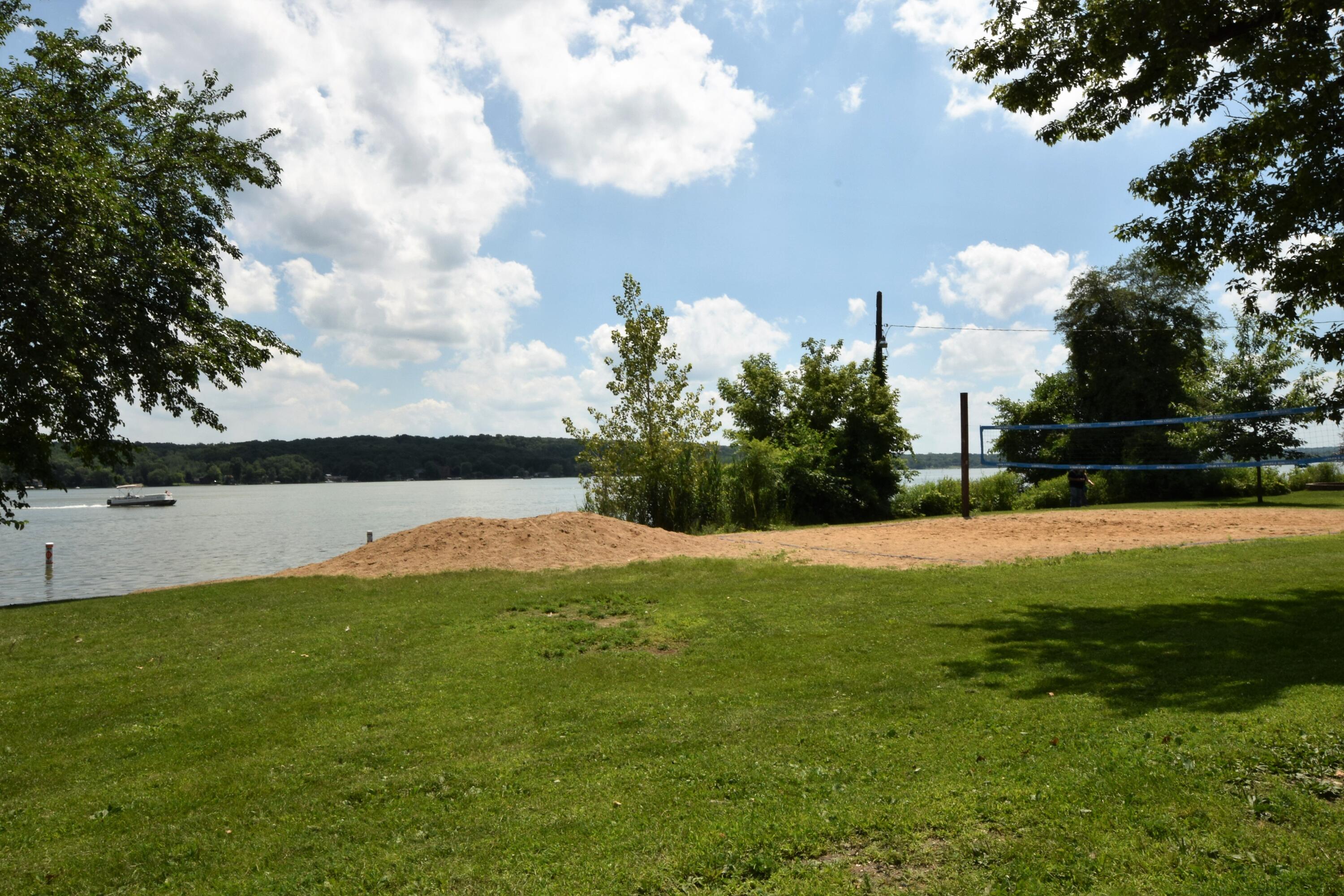 W4156 Longfellow Drive Geneva, WI 53147 - Photo 50 of 54 Association Volleyball