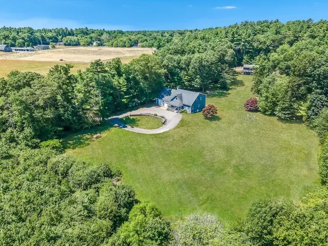 $1,525,000 | 1-3 Doctor Hickey Lane, Rochester, MA 02770