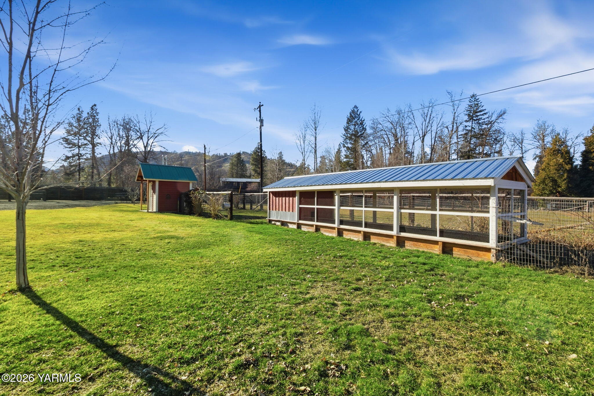 121 Rattlesnake Lane Naches, WA 98937 - Photo 38 of 44 Chicken Coop