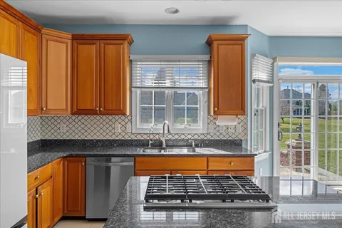 $1,495,000 | 11 Briardale Court, Plainsboro, NJ 08536