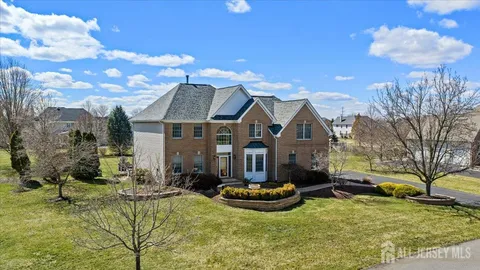 $1,495,000 | 11 Briardale Court, Plainsboro, NJ 08536