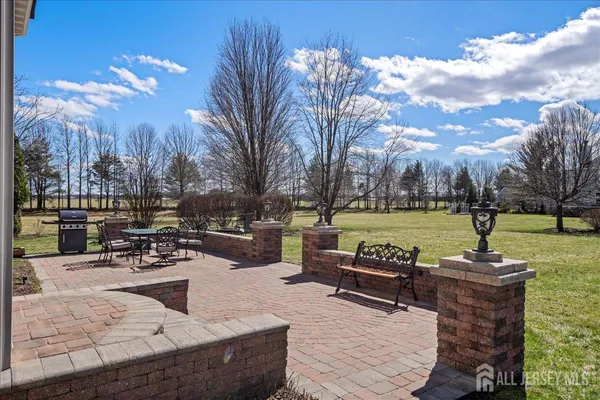 $1,495,000 | 11 Briardale Court, Plainsboro, NJ 08536