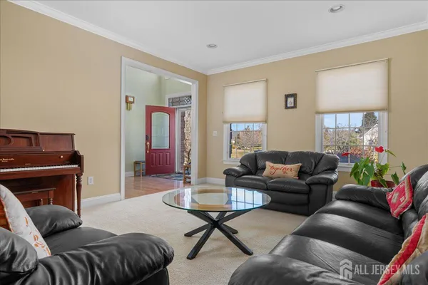 $1,495,000 | 11 Briardale Court, Plainsboro, NJ 08536