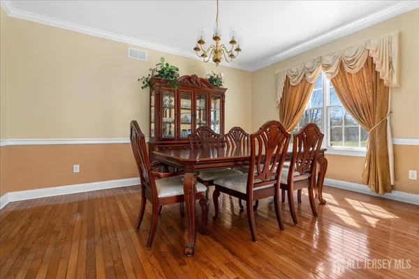 $1,495,000 | 11 Briardale Court, Plainsboro, NJ 08536