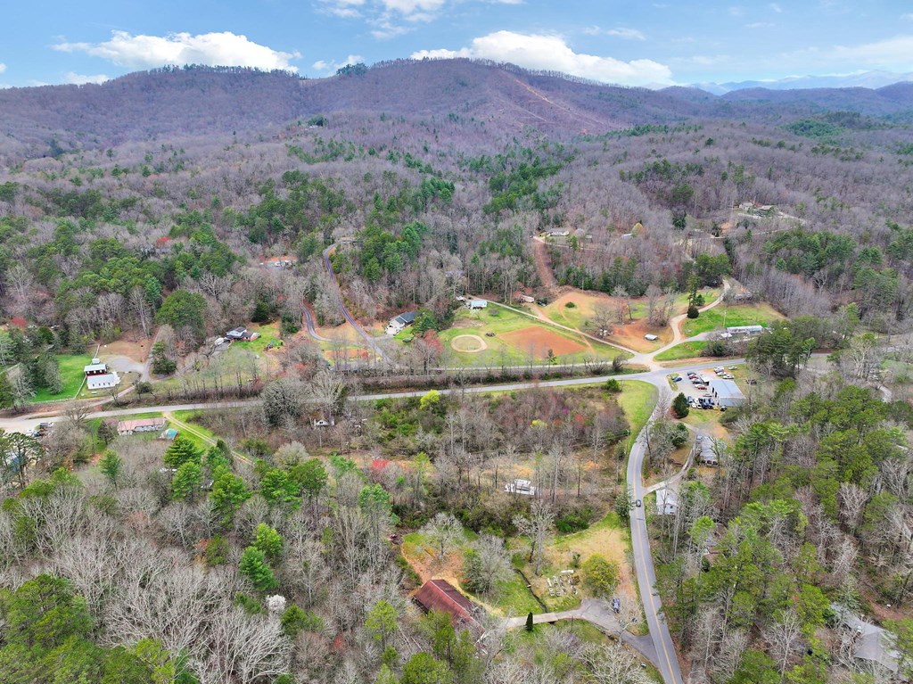 1304 Pleasant Valley Road Murphy, NC 28906 - Photo 3 of 15 Gallery Image 3