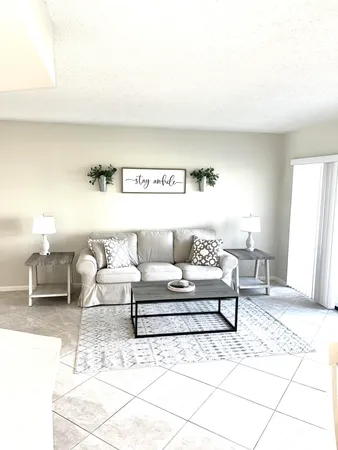 $2,000 | 1605 South Us Highway, Unit A106, Jupiter, FL 33477