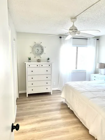 $2,000 | 1605 South Us Highway, Unit A106, Jupiter, FL 33477