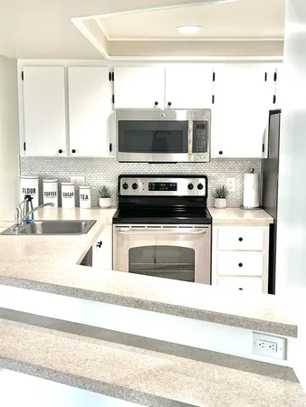 $2,000 | 1605 South Us Highway, Unit A106, Jupiter, FL 33477