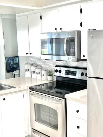 $2,000 | 1605 South Us Highway, Unit A106, Jupiter, FL 33477