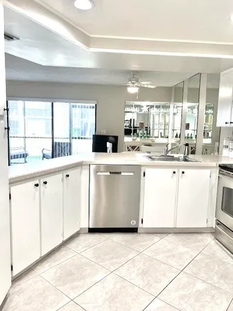 $2,000 | 1605 South Us Highway, Unit A106, Jupiter, FL 33477