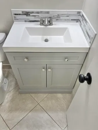 $2,000 | 1605 South Us Highway, Unit A106, Jupiter, FL 33477