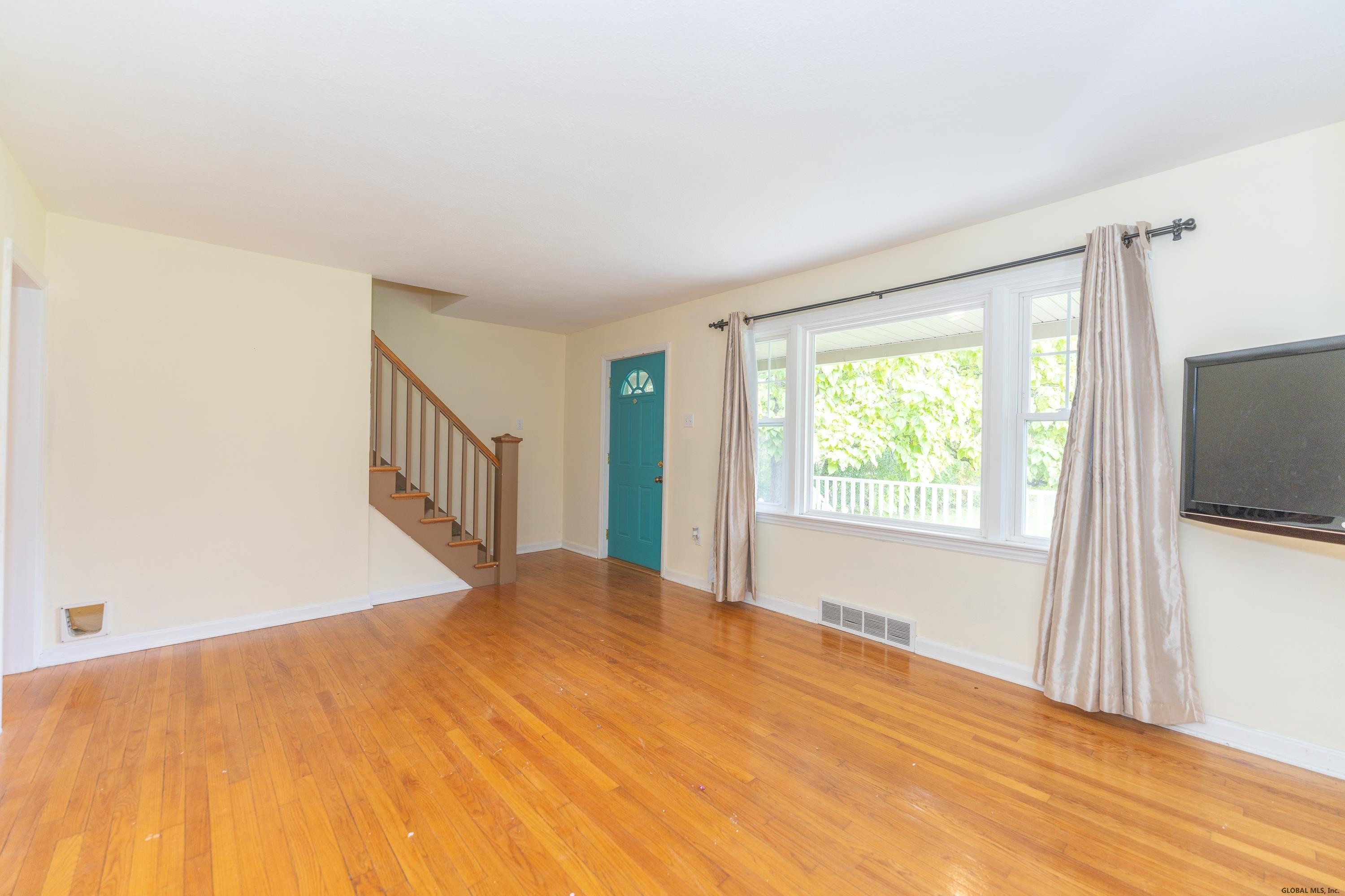 177 Spring Road Glenville, NY 12302 - Photo 8 of 42 Photo 8