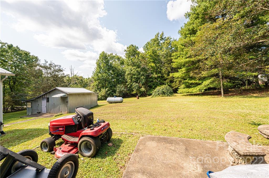 3037 Freezer Locker Road Hudson, NC 28638 - Photo 27 of 33 Gallery Image 27