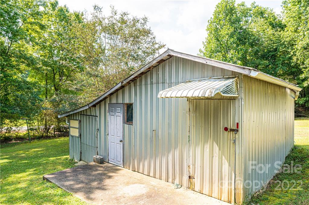 3037 Freezer Locker Road Hudson, NC 28638 - Photo 28 of 33 Gallery Image 28