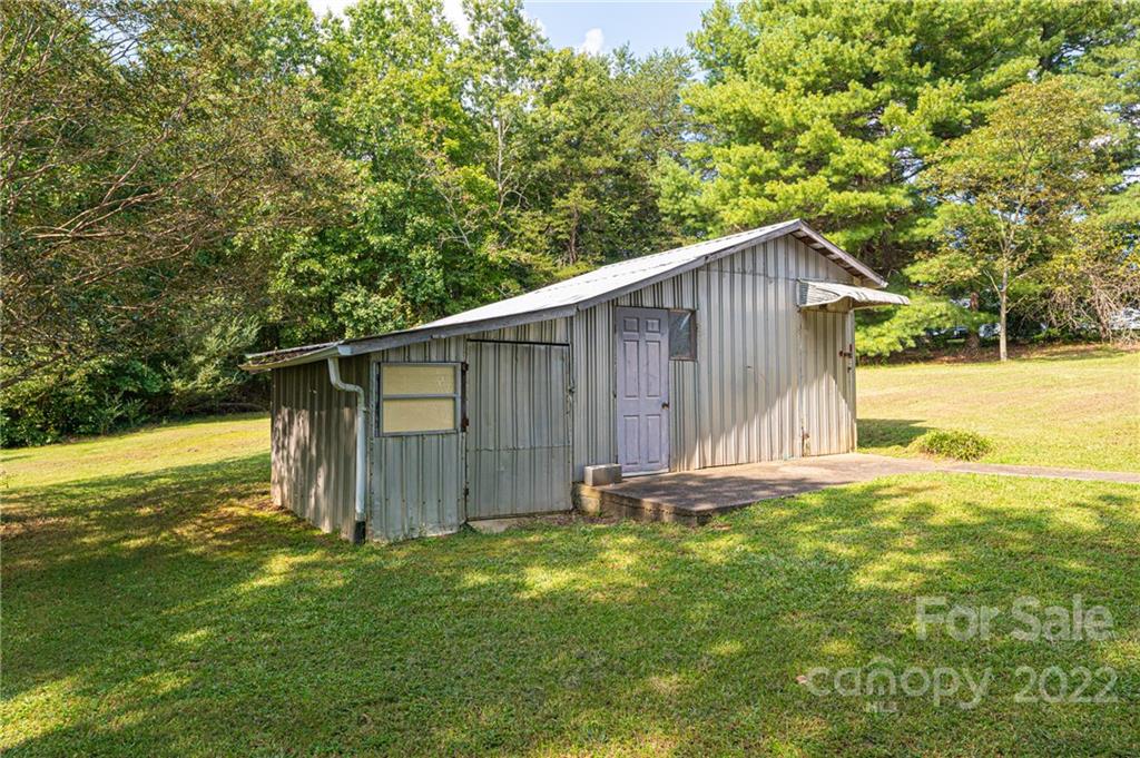 3037 Freezer Locker Road Hudson, NC 28638 - Photo 29 of 33 Gallery Image 29