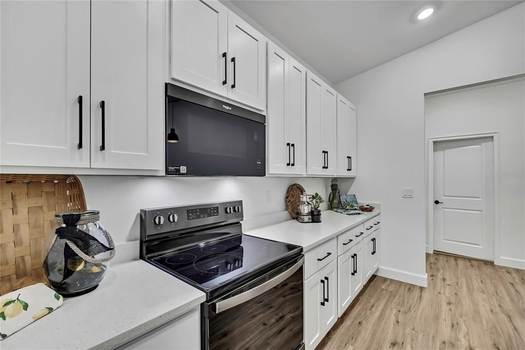 16007 Magpie Road Weeki Wachee, FL 34614 - Photo 17 of 62