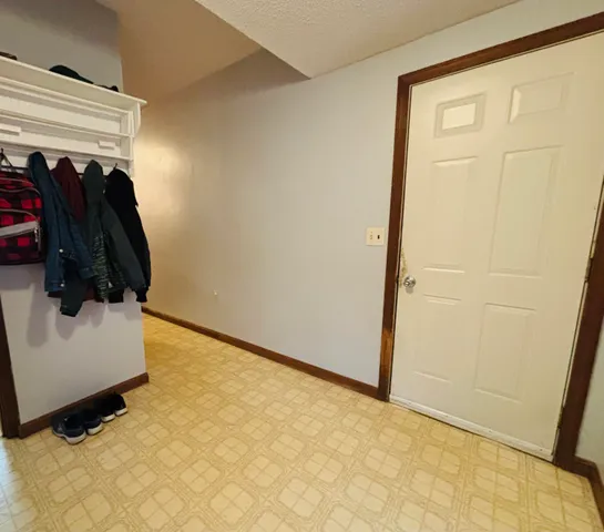 $399,000 | 41 Mountainview Drive, Winterport, ME 04496