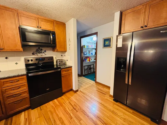 $399,000 | 41 Mountainview Drive, Winterport, ME 04496