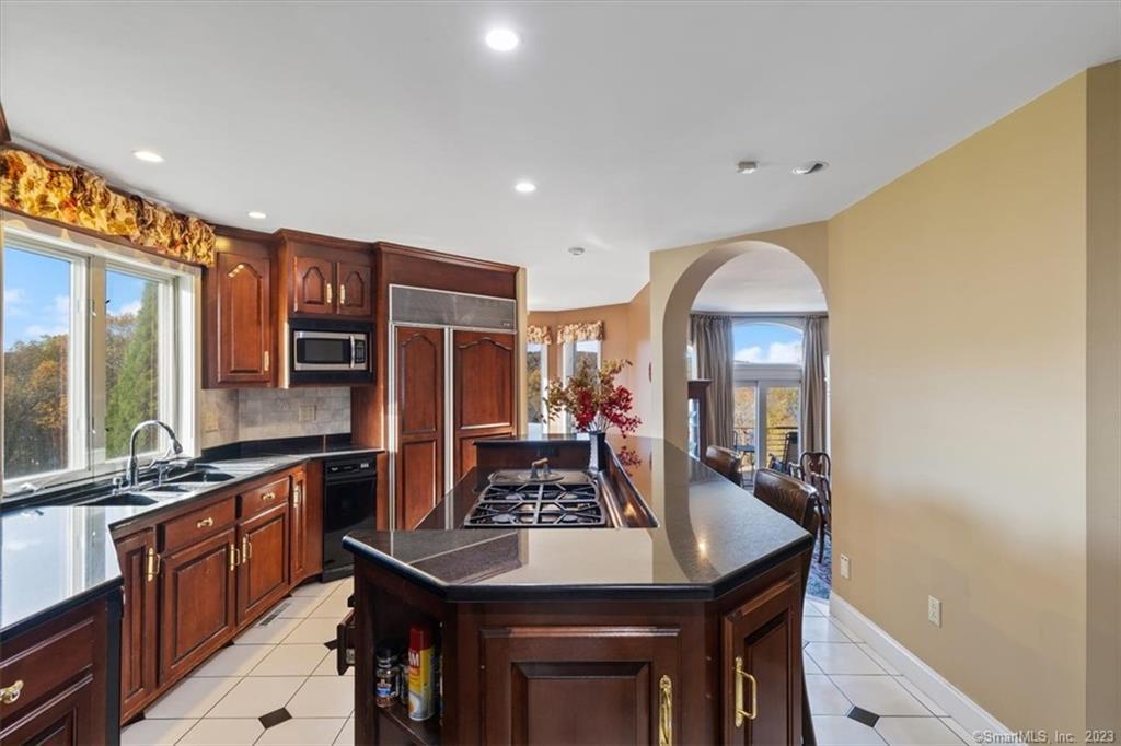 195 Injun Hollow Road Haddam, CT 06424 - Photo 18 of 40 Kitchen