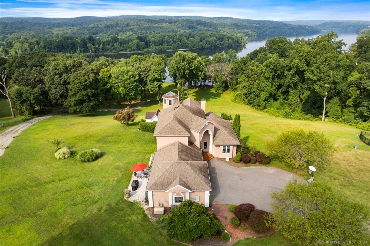 195 Injun Hollow Road Haddam, CT 06424 - Photo 4 of 40