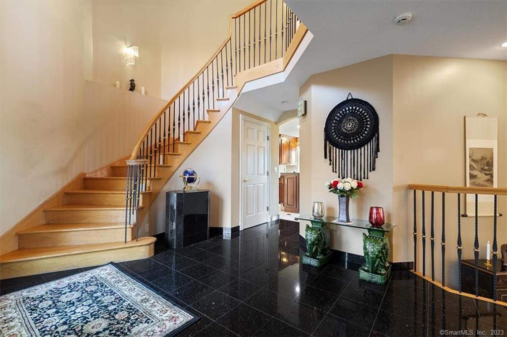 195 Injun Hollow Road Haddam, CT 06424 - Photo 6 of 40 Foyer
