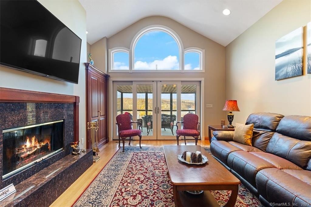 195 Injun Hollow Road Haddam, CT 06424 - Photo 8 of 40 Living Room