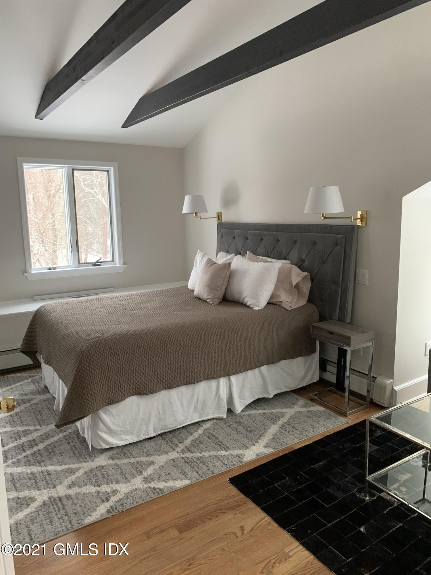 29 Cottontail Road Cos Cob, CT 06807 - Photo 8 of 19 2nd Floor Master Bedroom