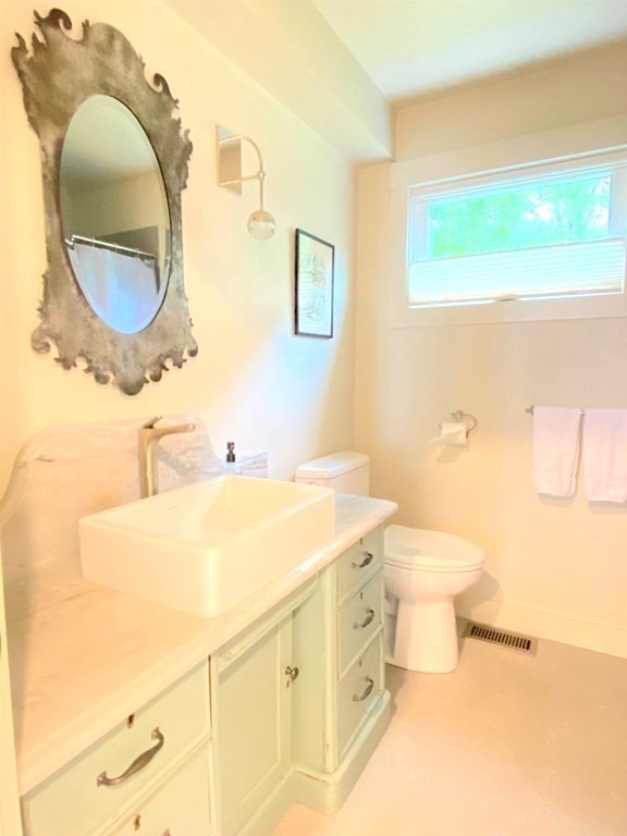 88 Little Neck Road Ipswich, MA 01938 - Photo 9 of 18