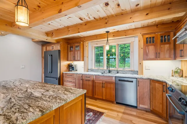 $1,649,000 | 365 Tunnel Stream Road, Benton, NH 03785