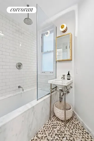 $1,825,000 | 14 Sutton Place South, Unit 7C | Sutton Place