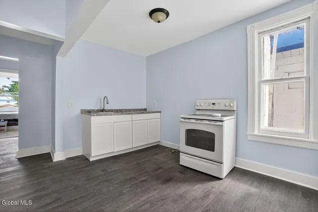 $299,000 | 925 State Street, Schenectady, NY 12307