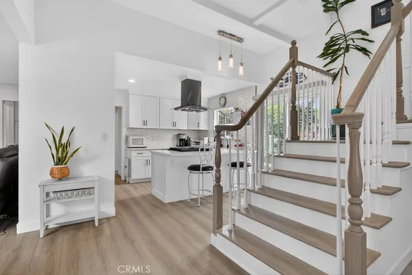 $1,999,000 | 1010 West 19th Street, Costa Mesa, CA 92627