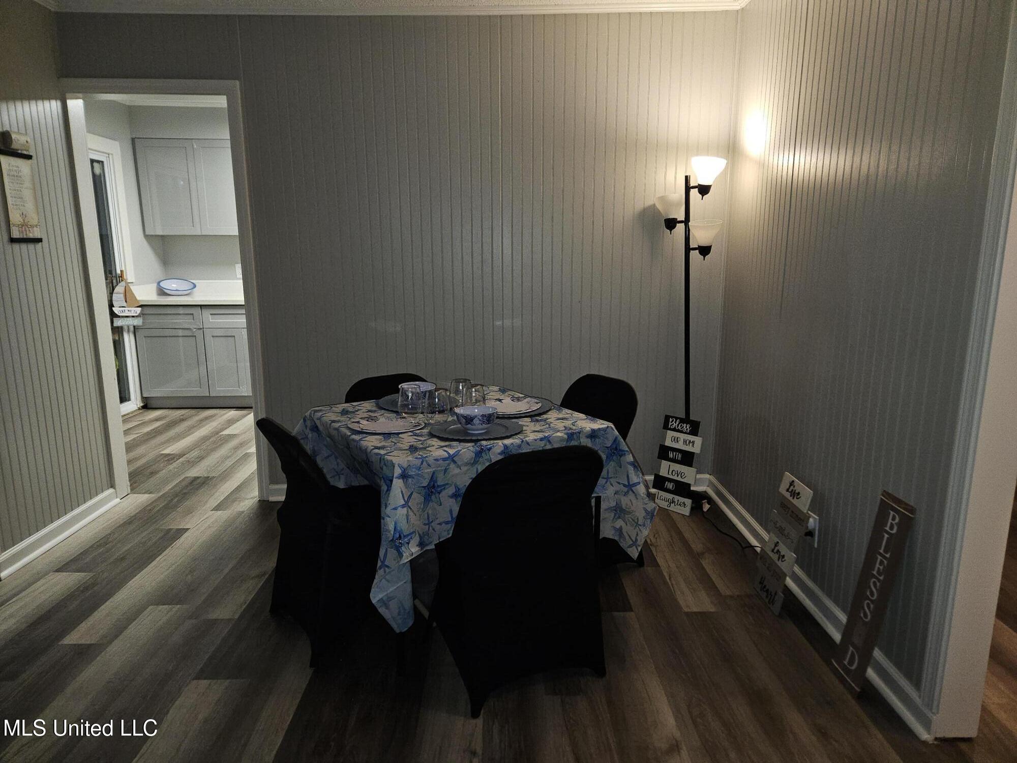10477 Shorecrest Road Biloxi, MS 39532 - Photo 7 of 19 Dining room v2