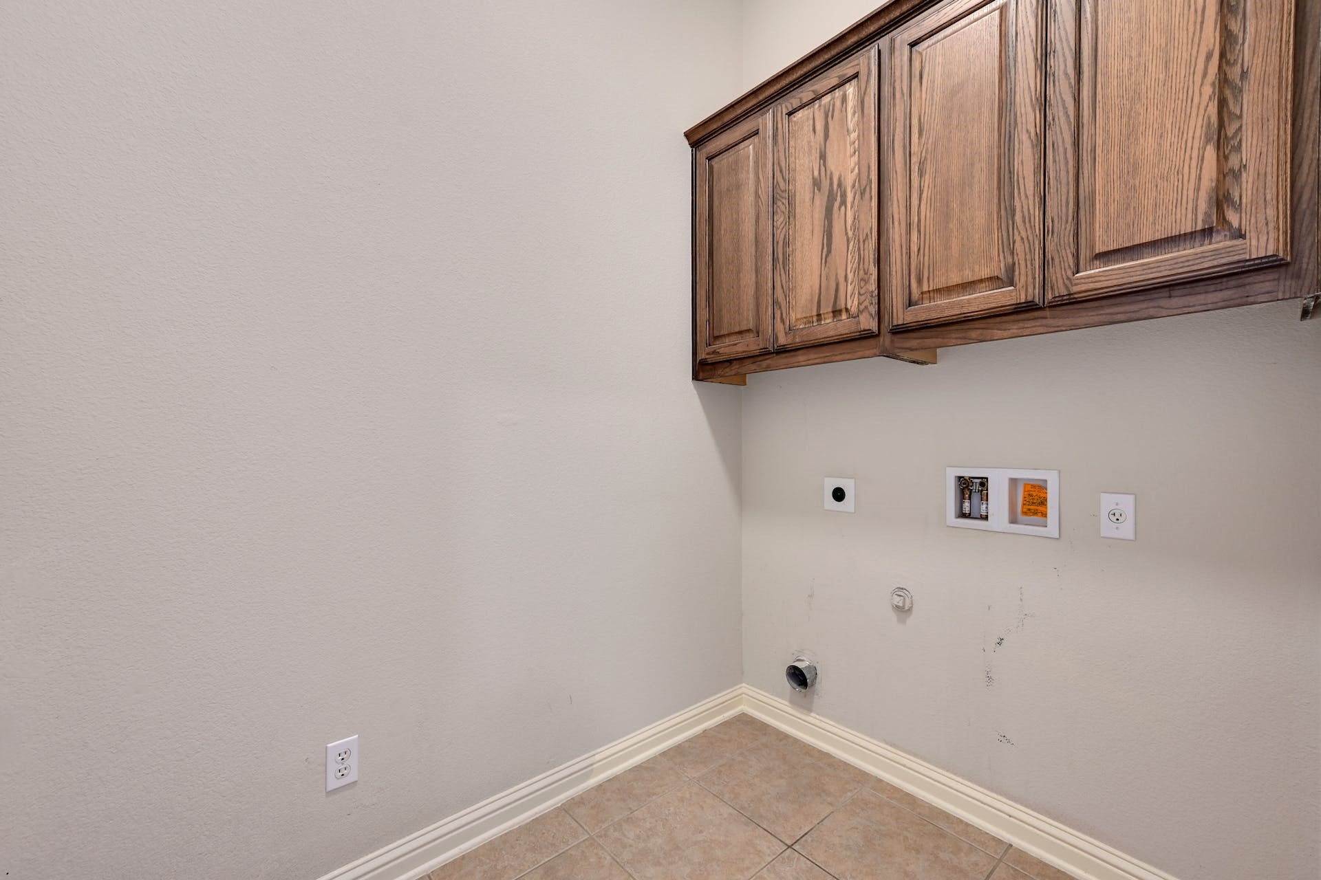1809 Hidden Springs Path Round Rock, TX 78665 - Photo 21 of 25
