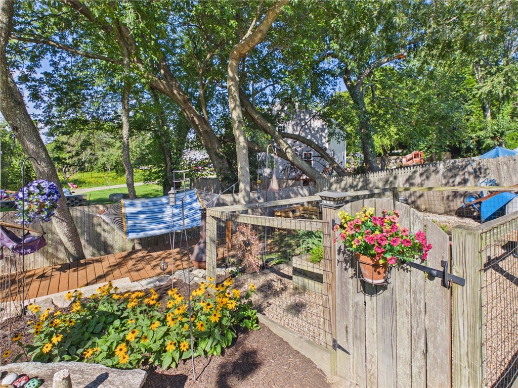 96 Lepes Road Tiverton, RI 02878 - Photo 9 of 35 Gallery Image 9
