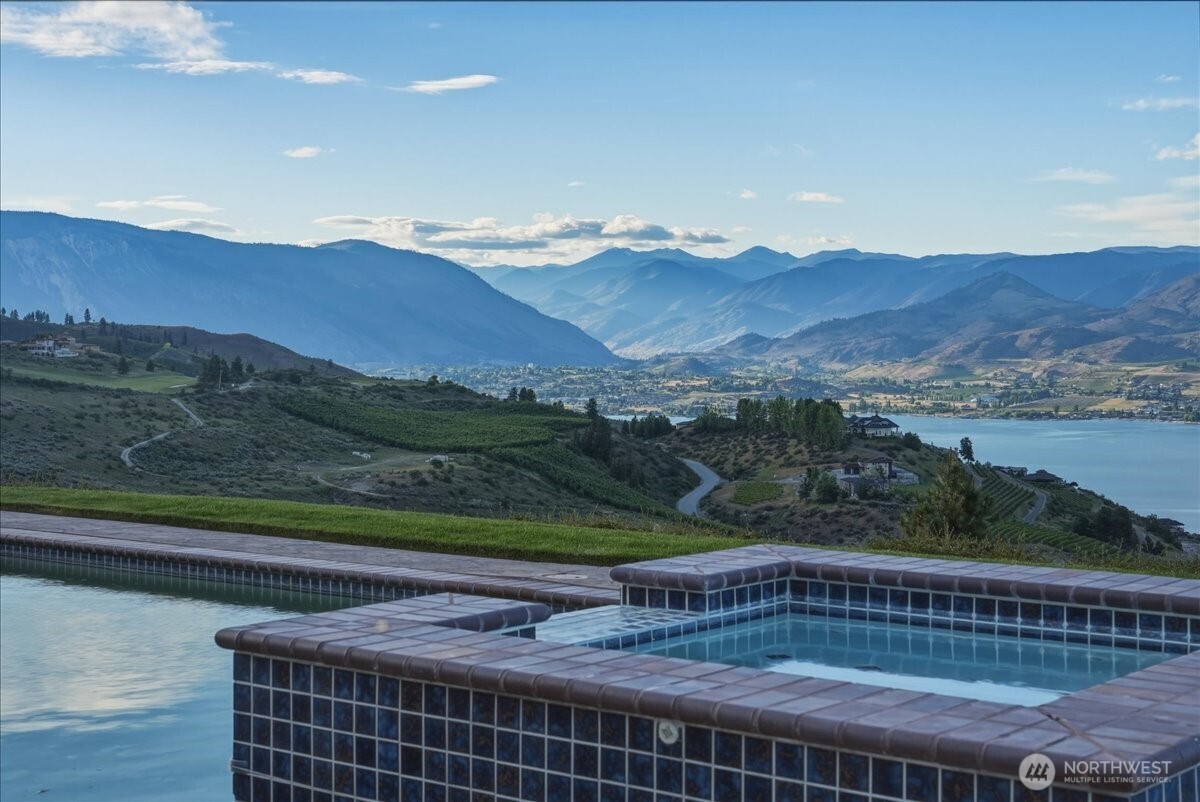 825 Hawks Meadow Road Chelan, WA 98816 - Photo 14 of 40