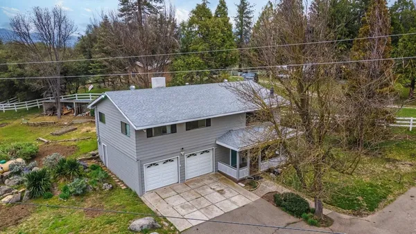 $469,000 | 45221 Big Oak Lane, Oakhurst, CA 93644