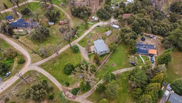 $469,000 | 45221 Big Oak Lane, Oakhurst, CA 93644