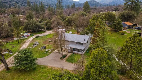 $469,000 | 45221 Big Oak Lane, Oakhurst, CA 93644