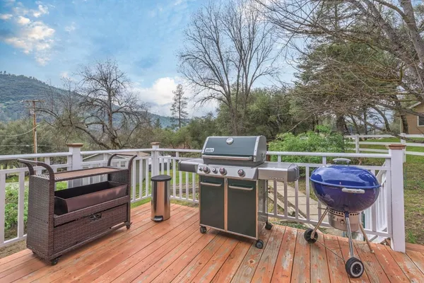 $469,000 | 45221 Big Oak Lane, Oakhurst, CA 93644