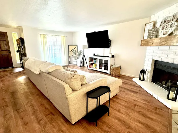 $270,000 | 4718 East Alamos Avenue, Unit 101, Fresno, CA 93726